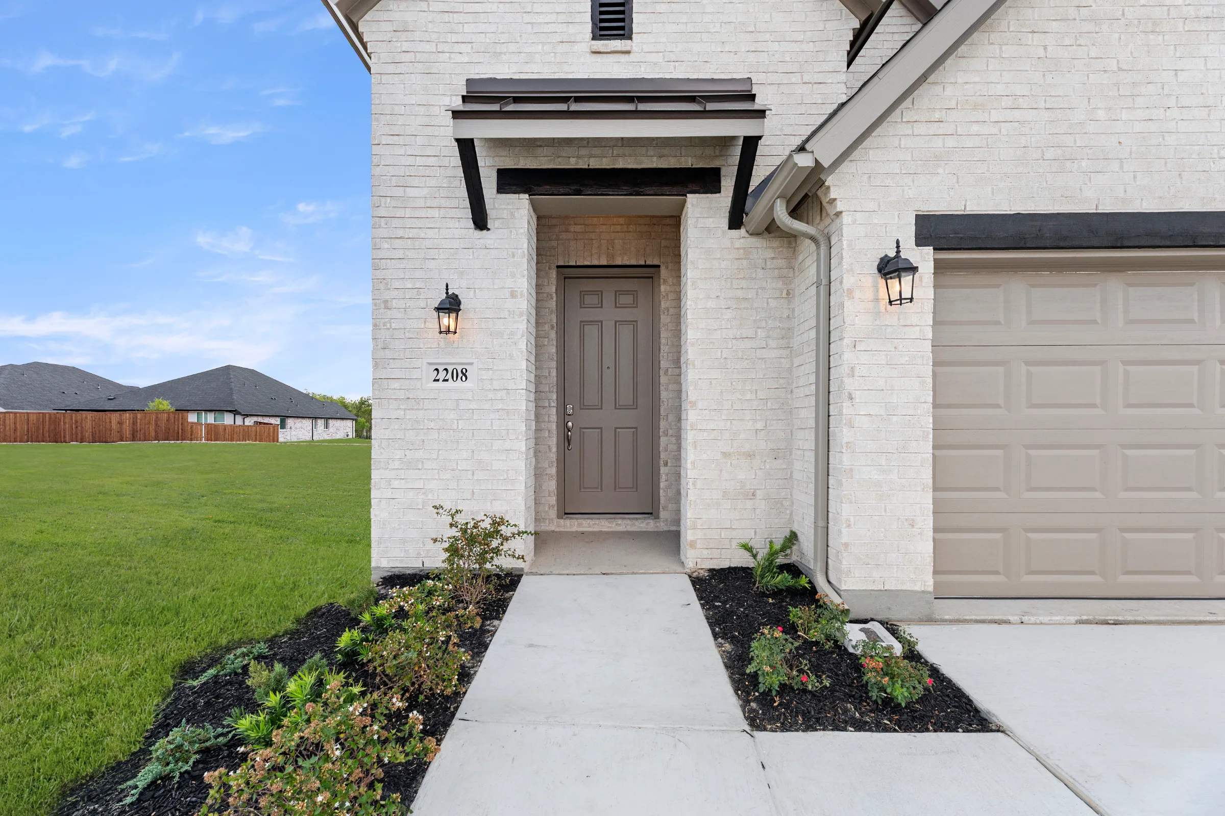 Bandera at 2208 Aspen Chase Drive, Royse City, Texas: photo 2