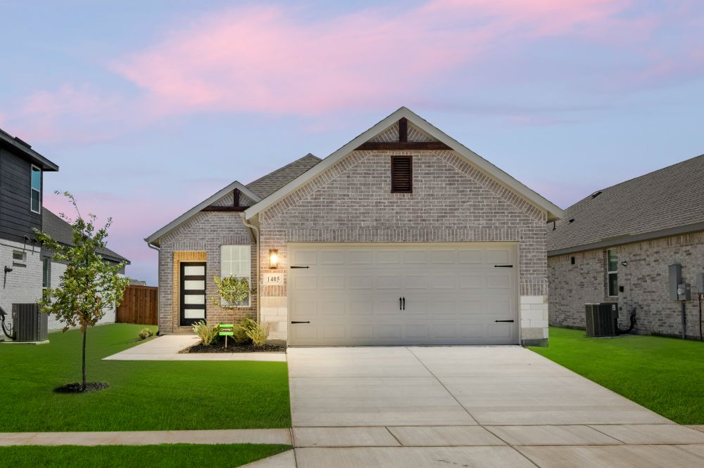 Burnet at 1405 Grove Pond Rd., Forney, Texas: photo 2