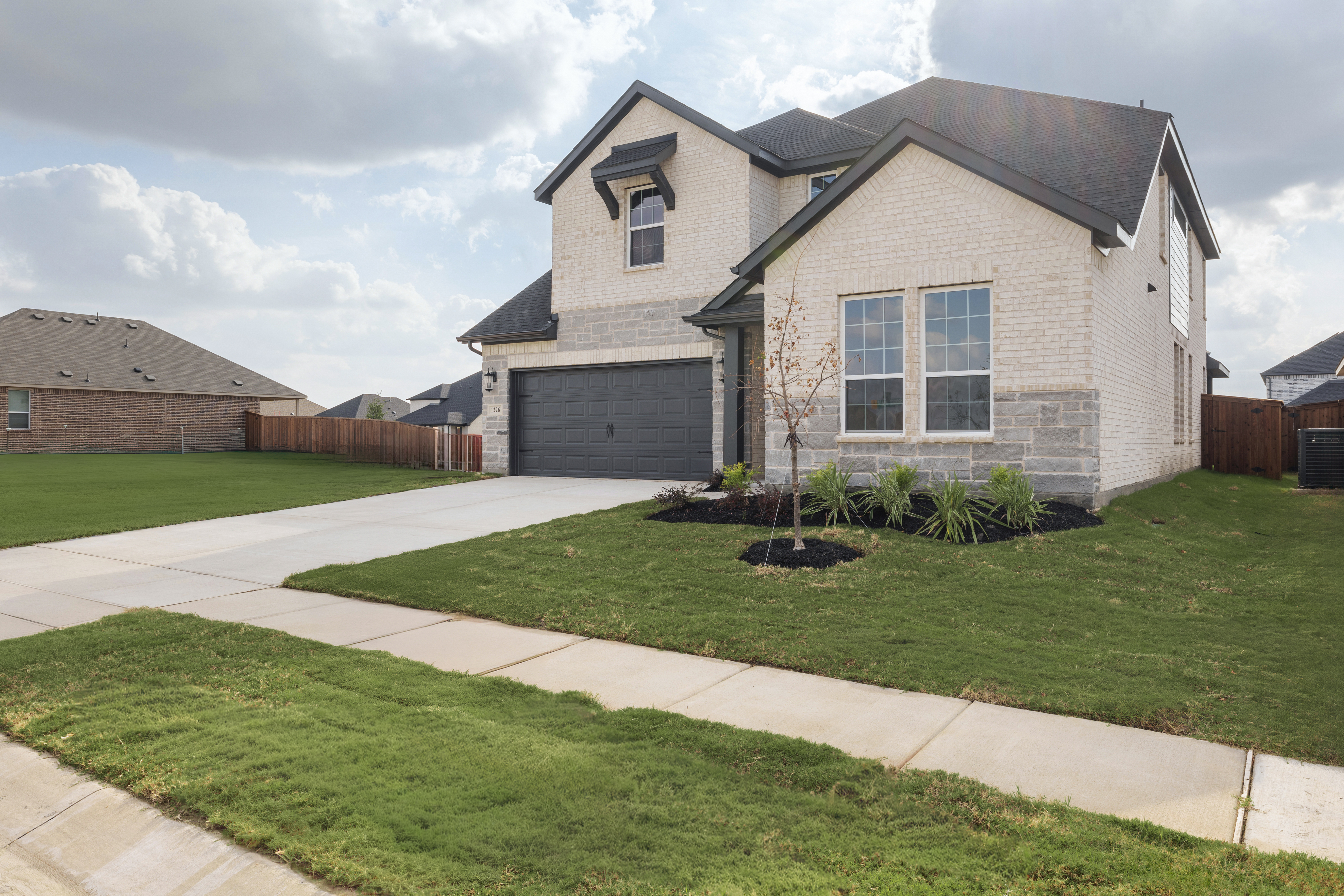 San Marcos at 1226 Haggetts Pond Rd., Forney, Texas: photo 2